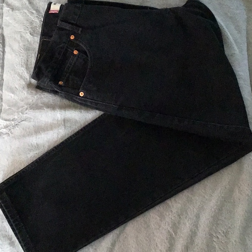 👖 Black jeans
